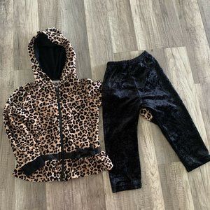 Goodland vintage 2 piece set Toddler Girl Leopard hoodie and black Leggings 4T